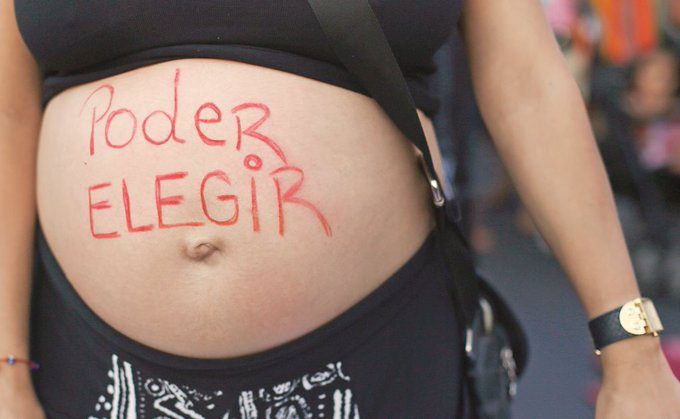 Aprueban aborto de hasta 20 semanas para víctimas de violación en la CDMX