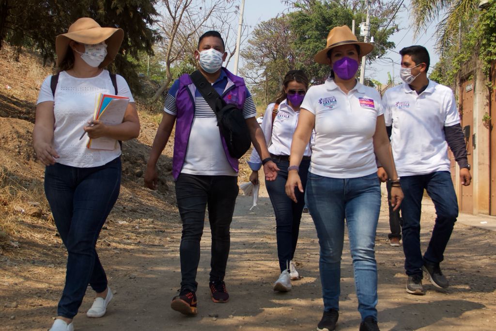 Visita Mirna Zavala Lomas de Cortés en Cuernavaca
