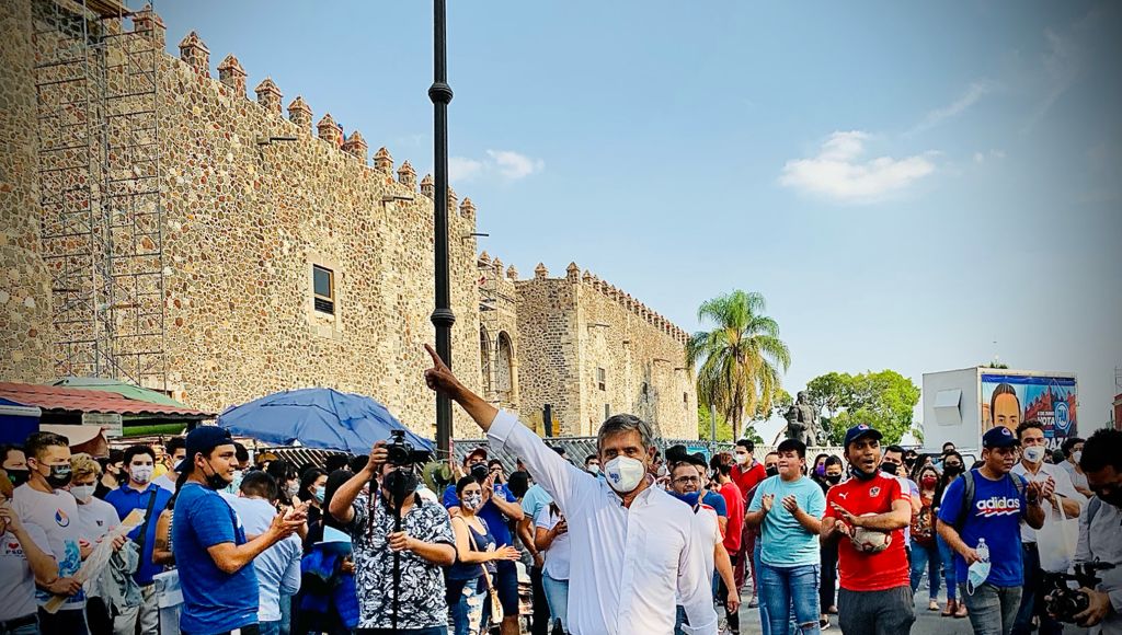 Jóvenes de Cuernavaca respaldan a José Luis Uriostegui