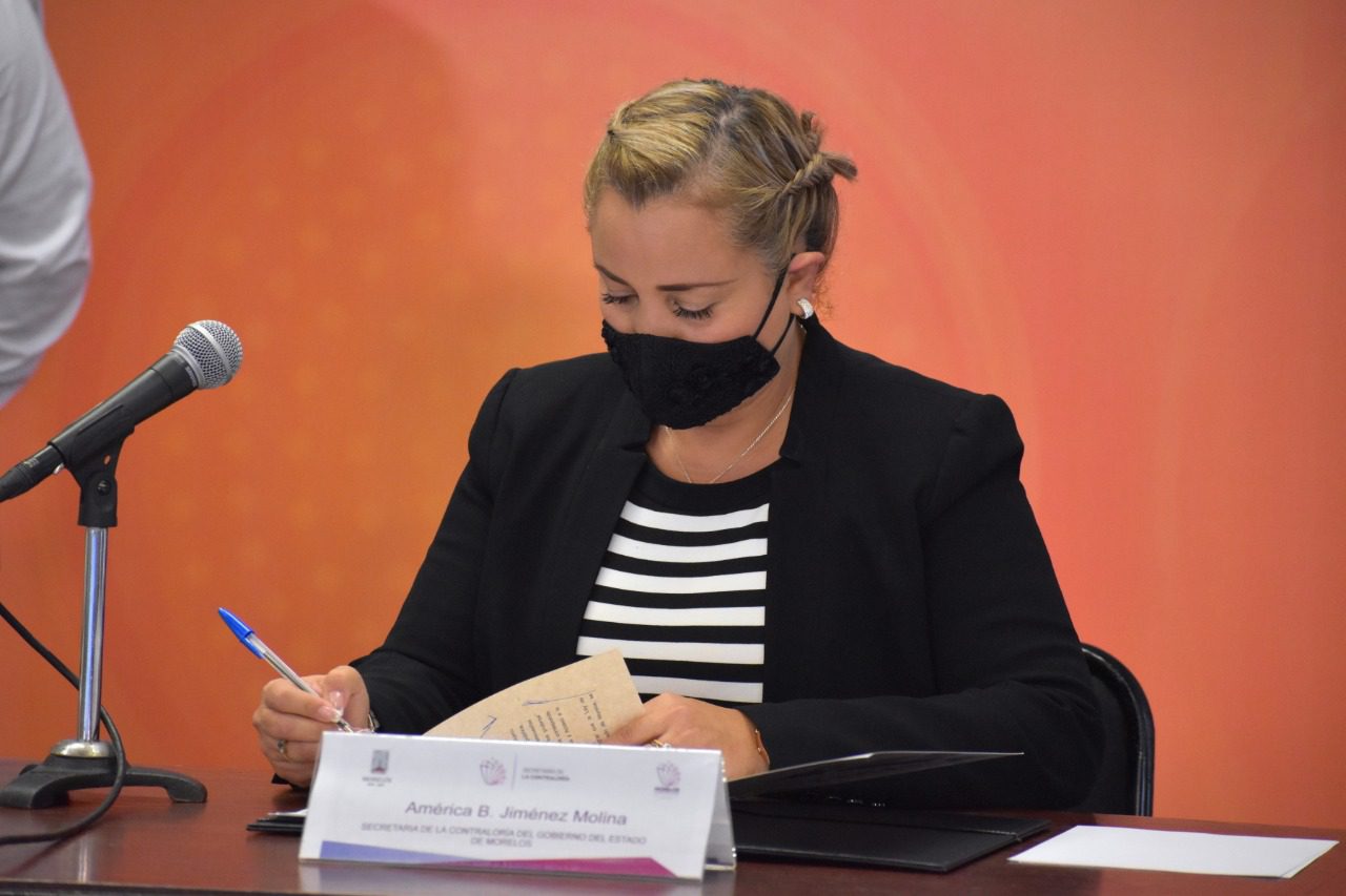 Deslindan a Secretaria de la Contraloría América Jiménez de ejercicio ilícito del servicio público