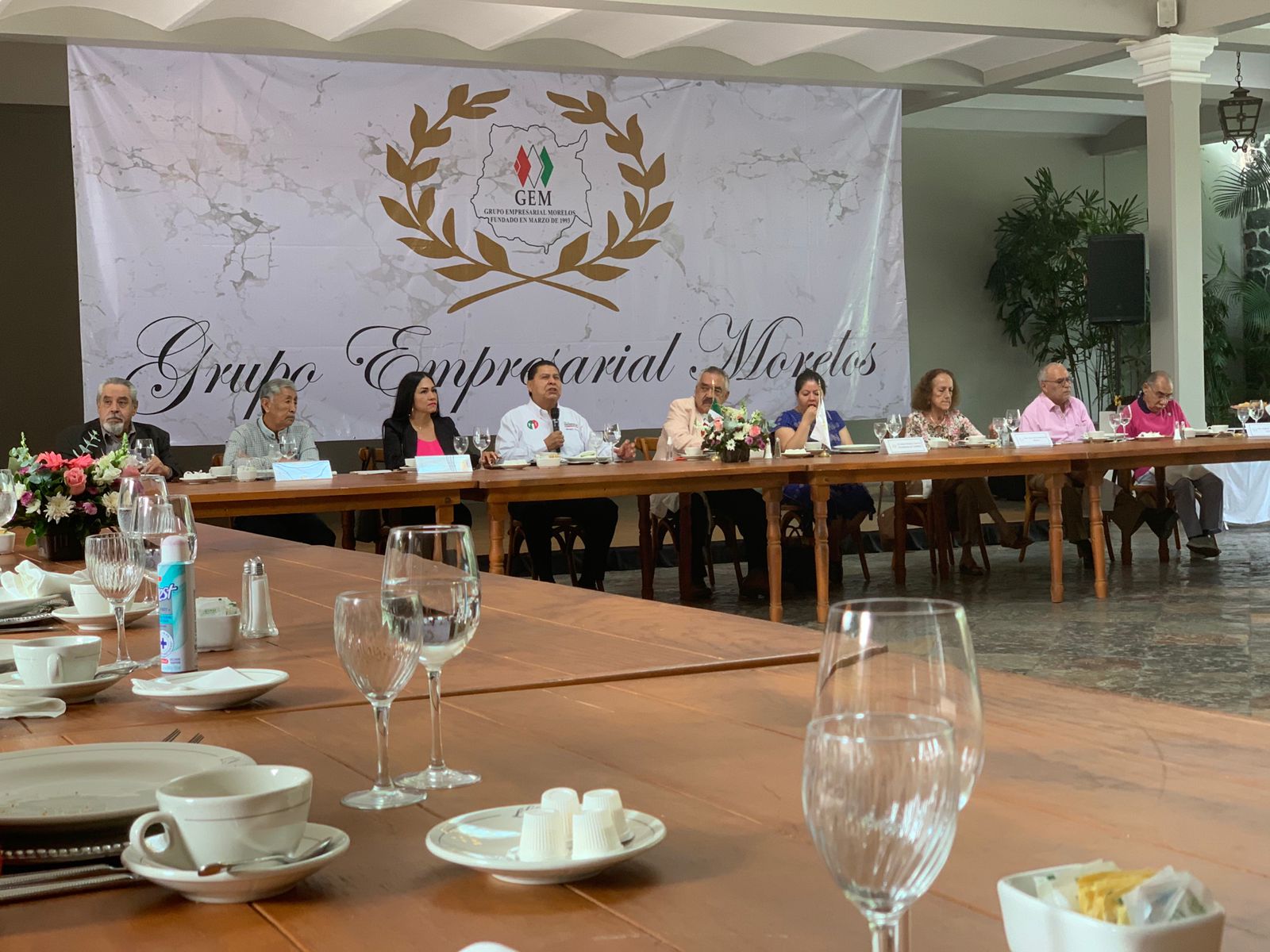 Propone Cipriano Sotelo simplificar trámites a empresarios de Cuernavaca