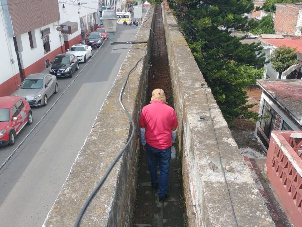 Sigue el mantenimiento al Acueducto de la Hacienda de Buenavista en Cuautla