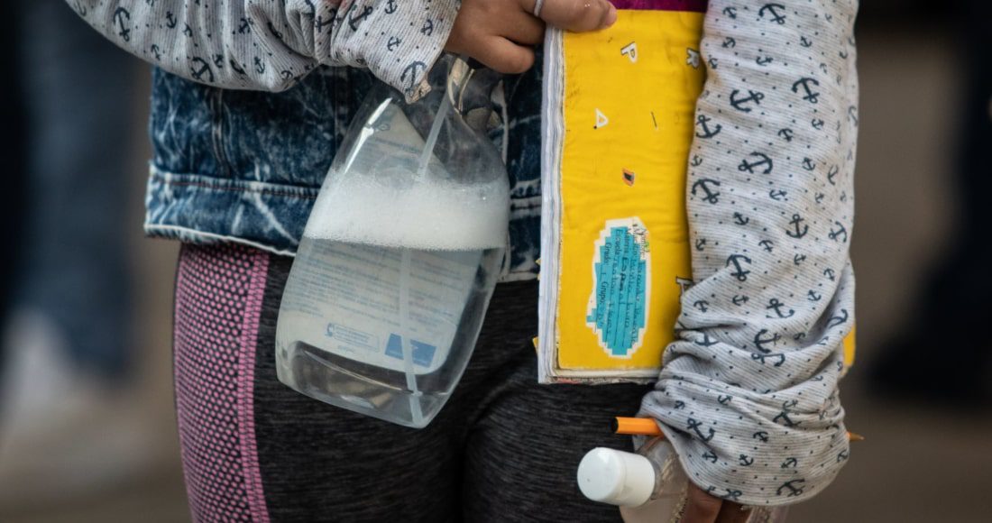 Regresan alumna a su casa por ser la ÚNICA en asistir a clases presenciales