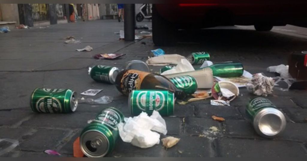 Por un caja de cervezas un hombre asesino a su vecino