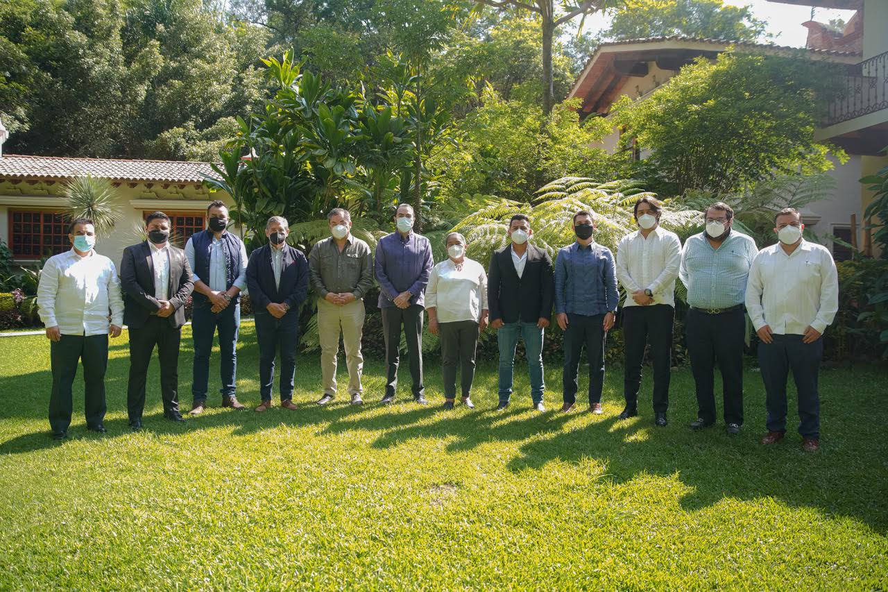 Se reunen alcaldes electos con el gobierno estatal