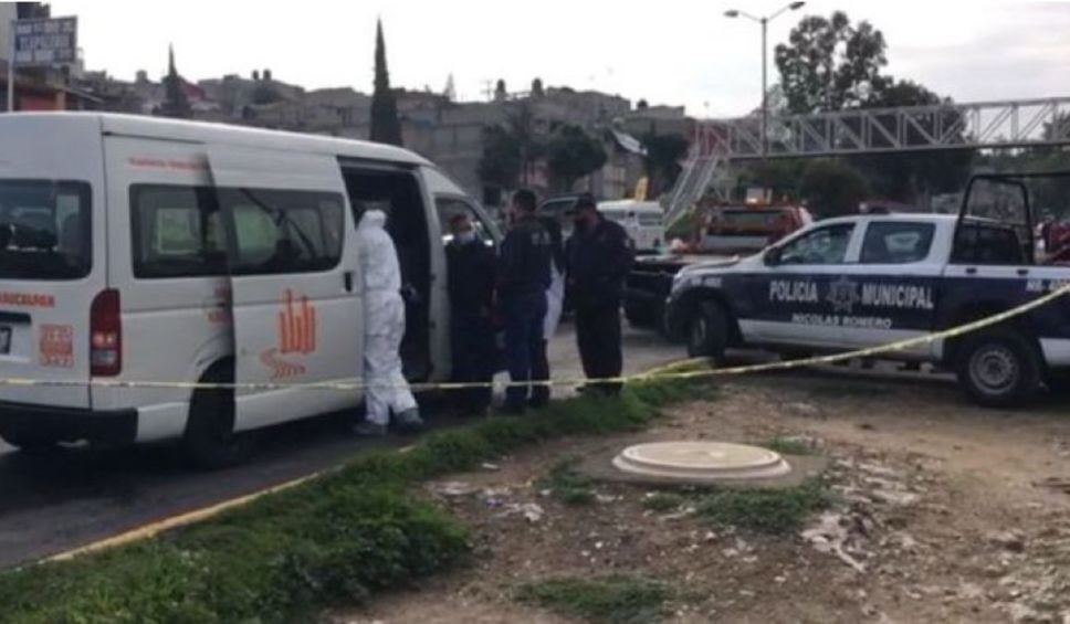 Pasajero enfrenta y mata a asaltante de una combi