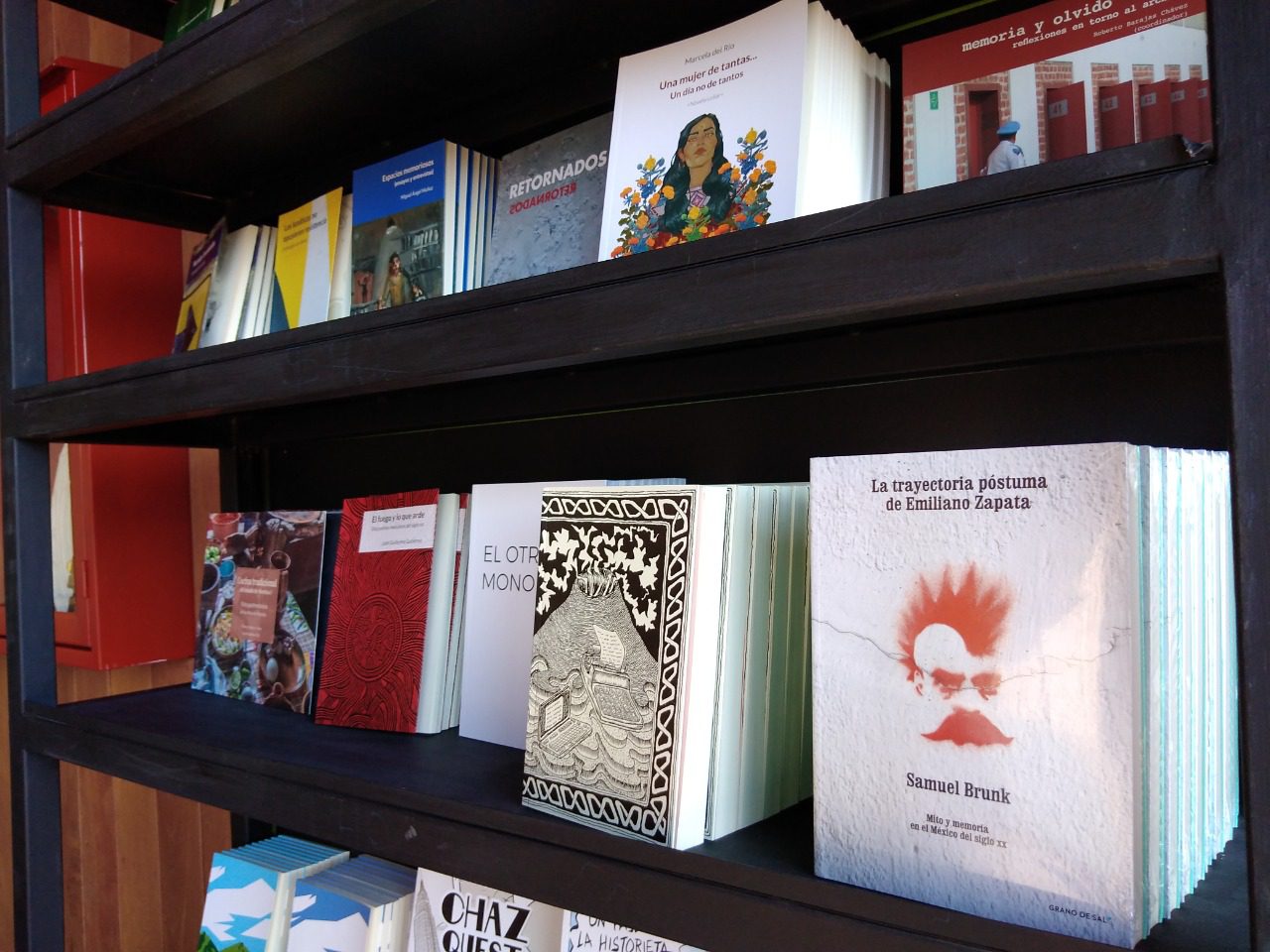 Ofrecen libros de autores morelenses en el Centro Cultural Teopanzolco