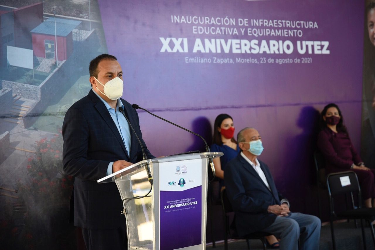 Entregan obras y equipo a la UTEZ en su 21 aniversario