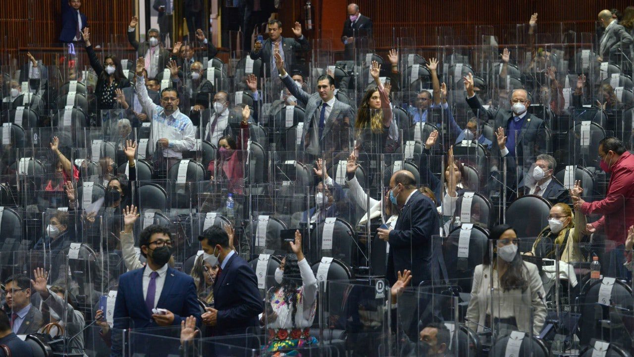 Diputados aprueban la Ley Federal de Juicio Político