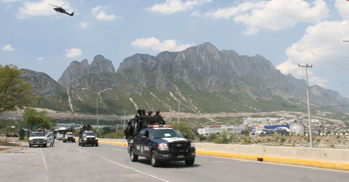 Detienen en NL a siete policías acusados de secuestro