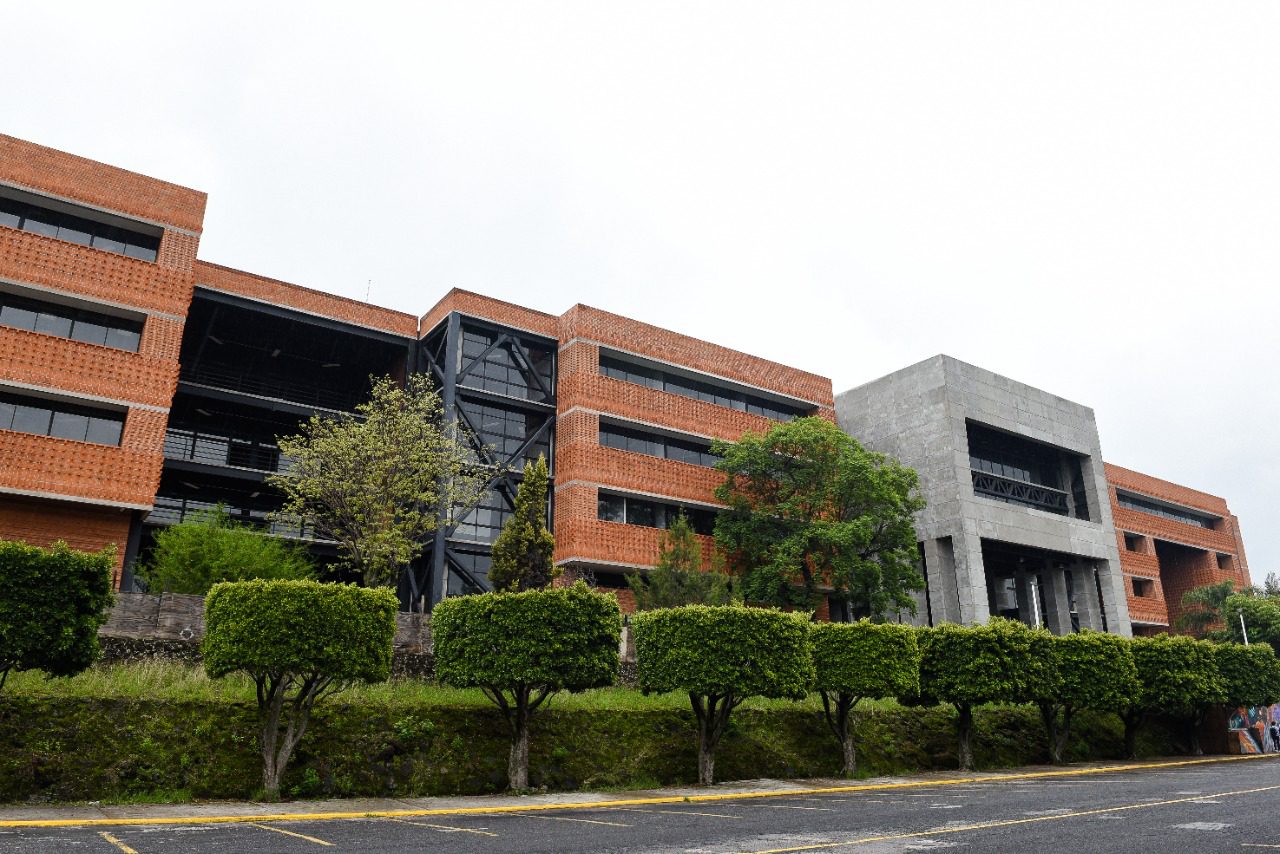 Continúa reconstrucción de planteles educativos en Morelos