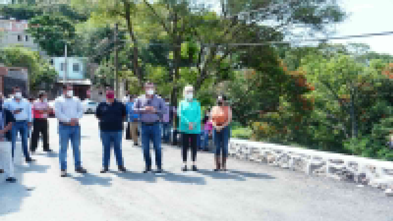 Reparan calles de Jiutepec