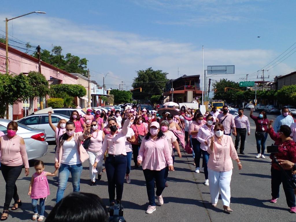 Inician actividades del mes de lucha contra el cáncer de mama en Cuautla