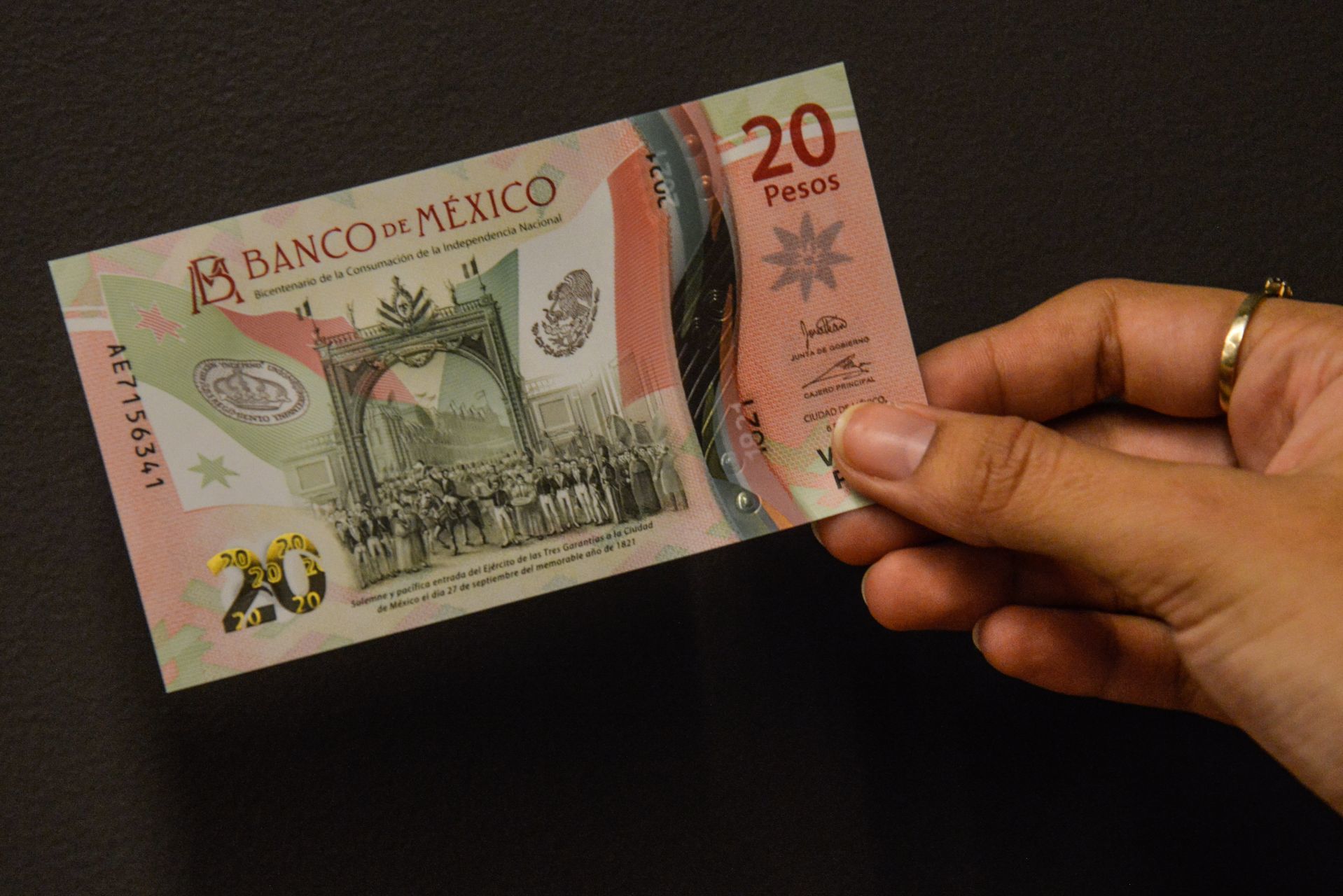 ¡Adiós al billete de 20 pesos! Banxico piensa sustituirlo por monedas