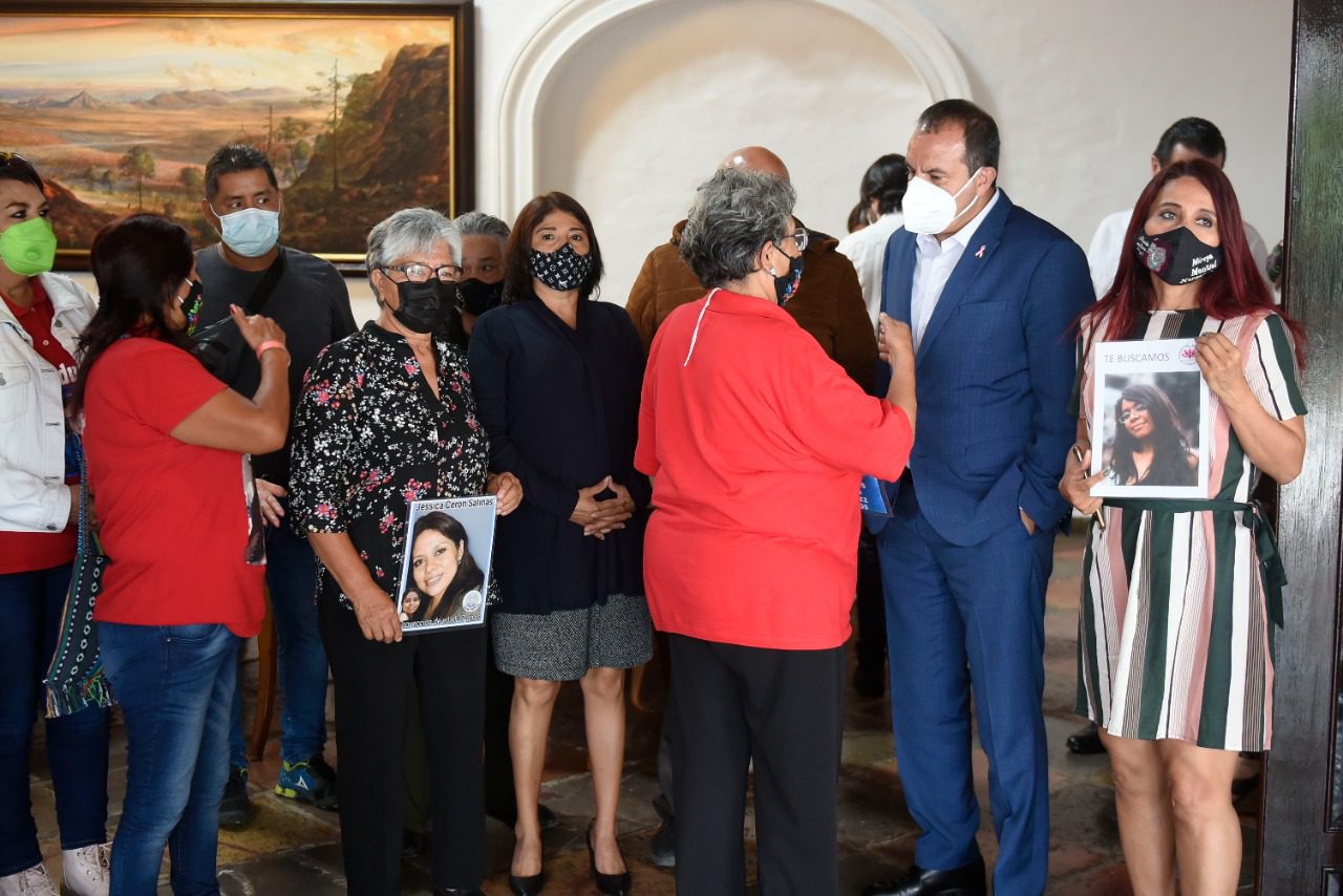Se reúne Cuauhtémoc Blanco con colectivos de víctimas de desaparición