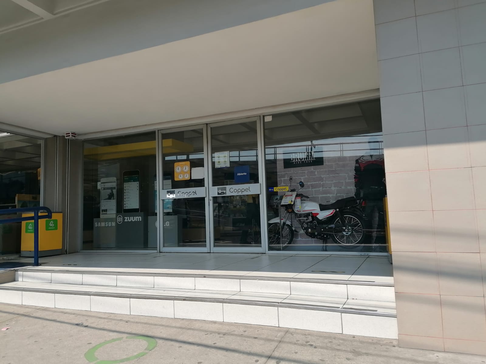 Roban botín de 160 mil pesos en Coppel de Cuernavaca