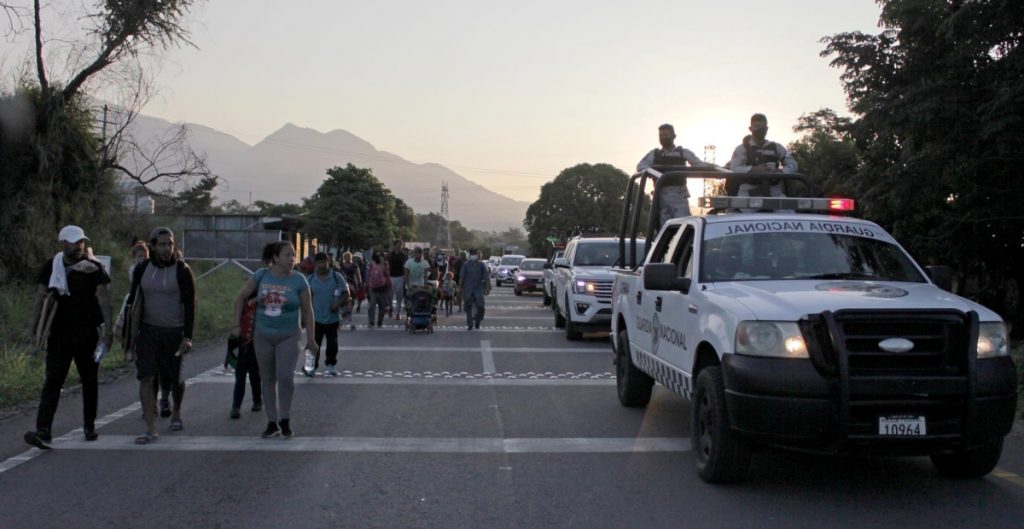Dispara Guardia Nacional contra migrantes; serán remitidos al MP