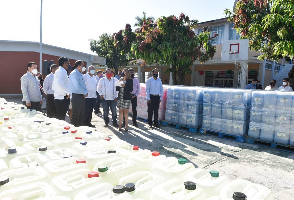 Entregan insumos de limpieza contra la COVID-19 a escuelas de Morelos