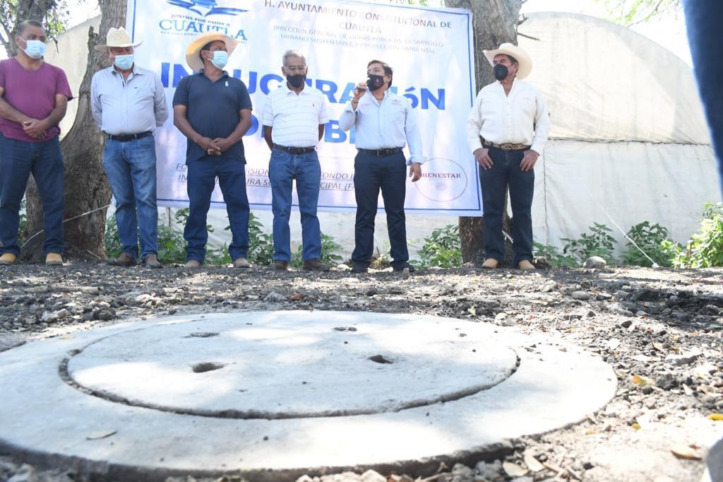 Instalan línea de drenaje en colonia Calderón de Cuautla