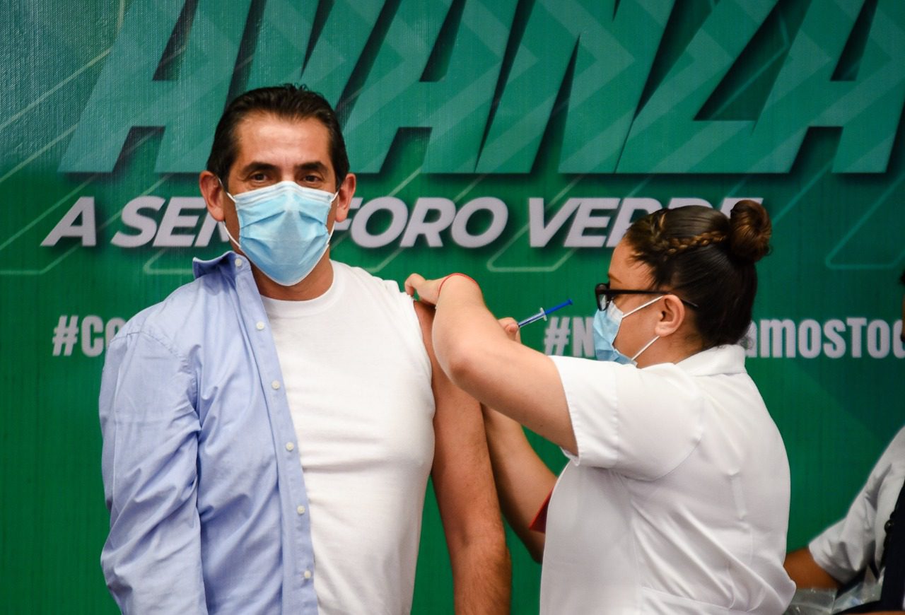 Deben vacunarse contra la influenza menores de 5 años, embarazadas y adultos mayores