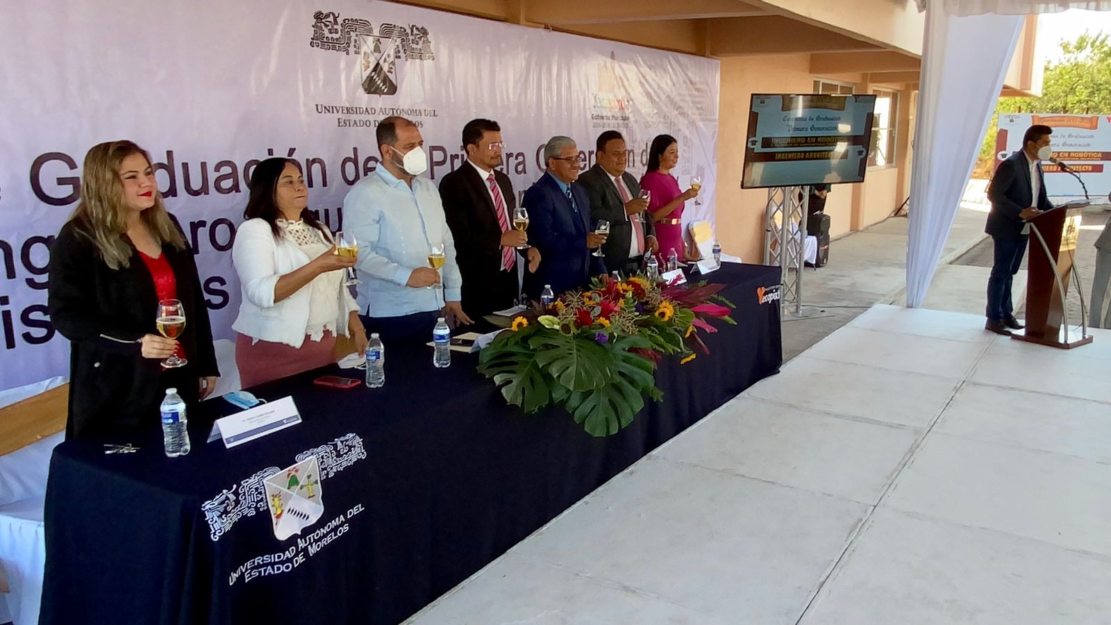 Atestiguan autoridades de Yecapixtla graduación de primera generación de la EESY