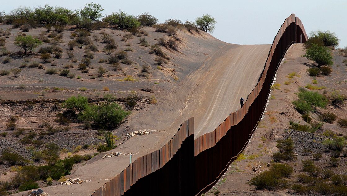 [VÍDEO]Empresa de EE.UU propone dron para neutralizar a migrantes en la frontera de México