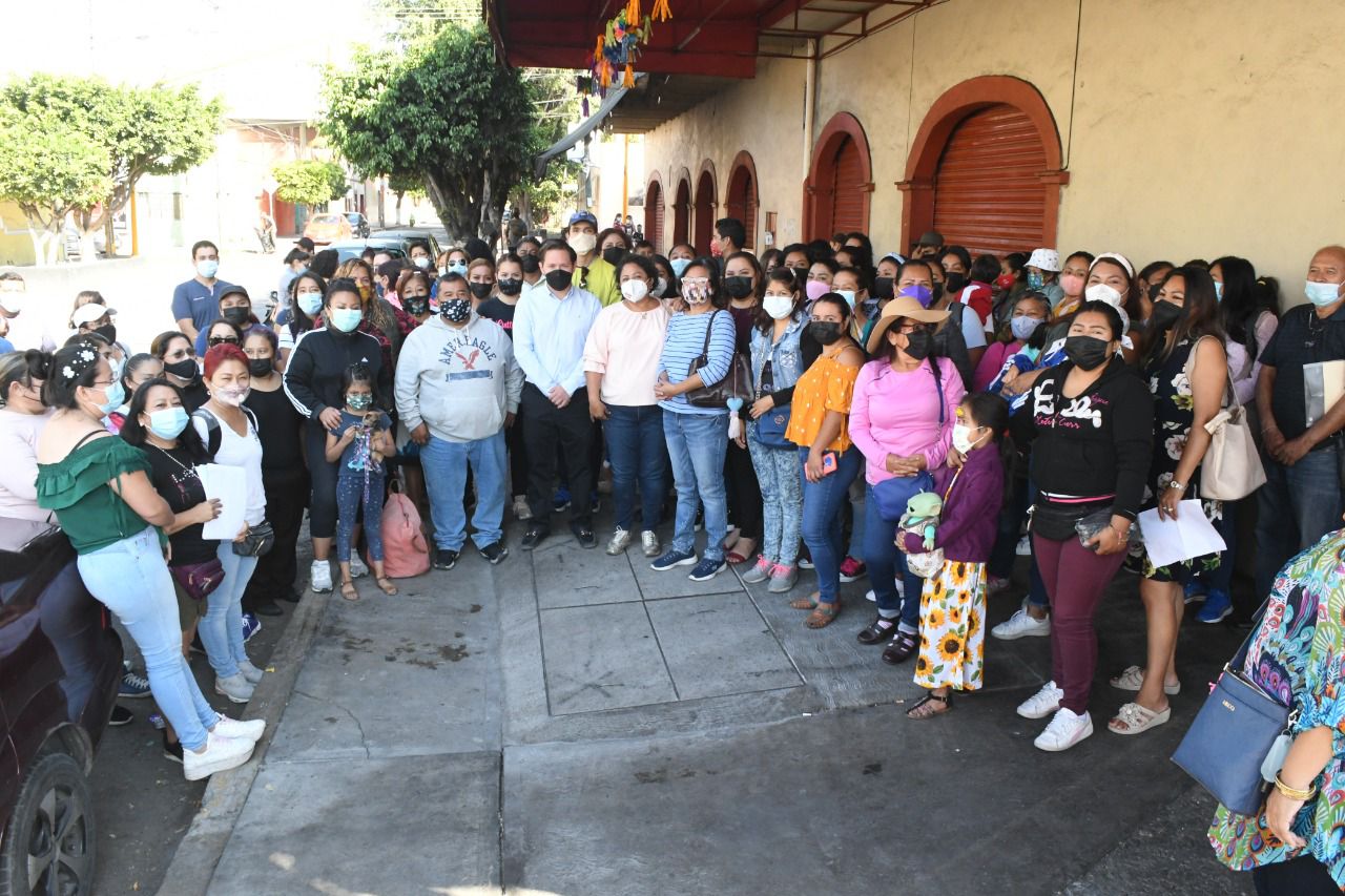 Mujeres comerciantes agradecen apoyo del alcalde de Cuautla