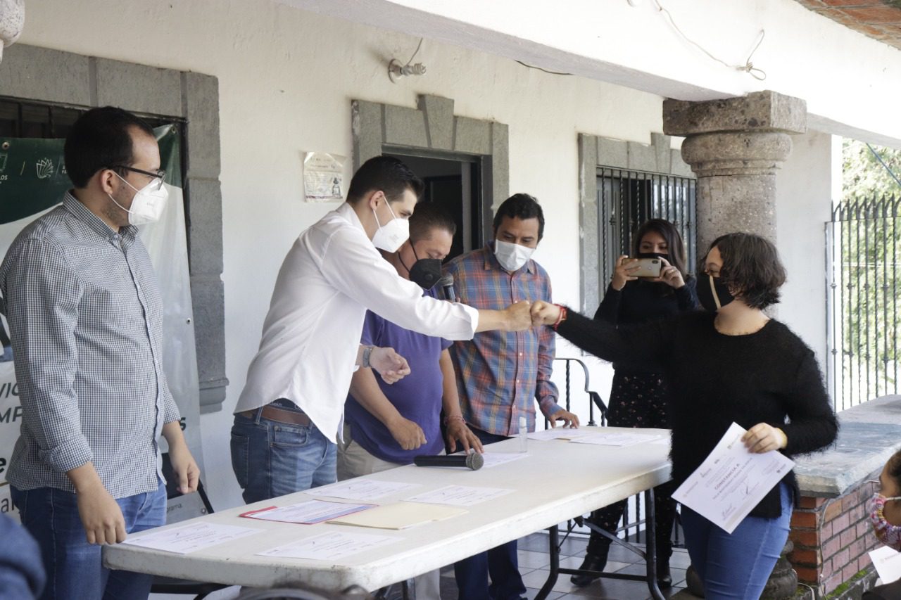 Invitan a jóvenes a las “Fábricas de la Economía Solidaria”