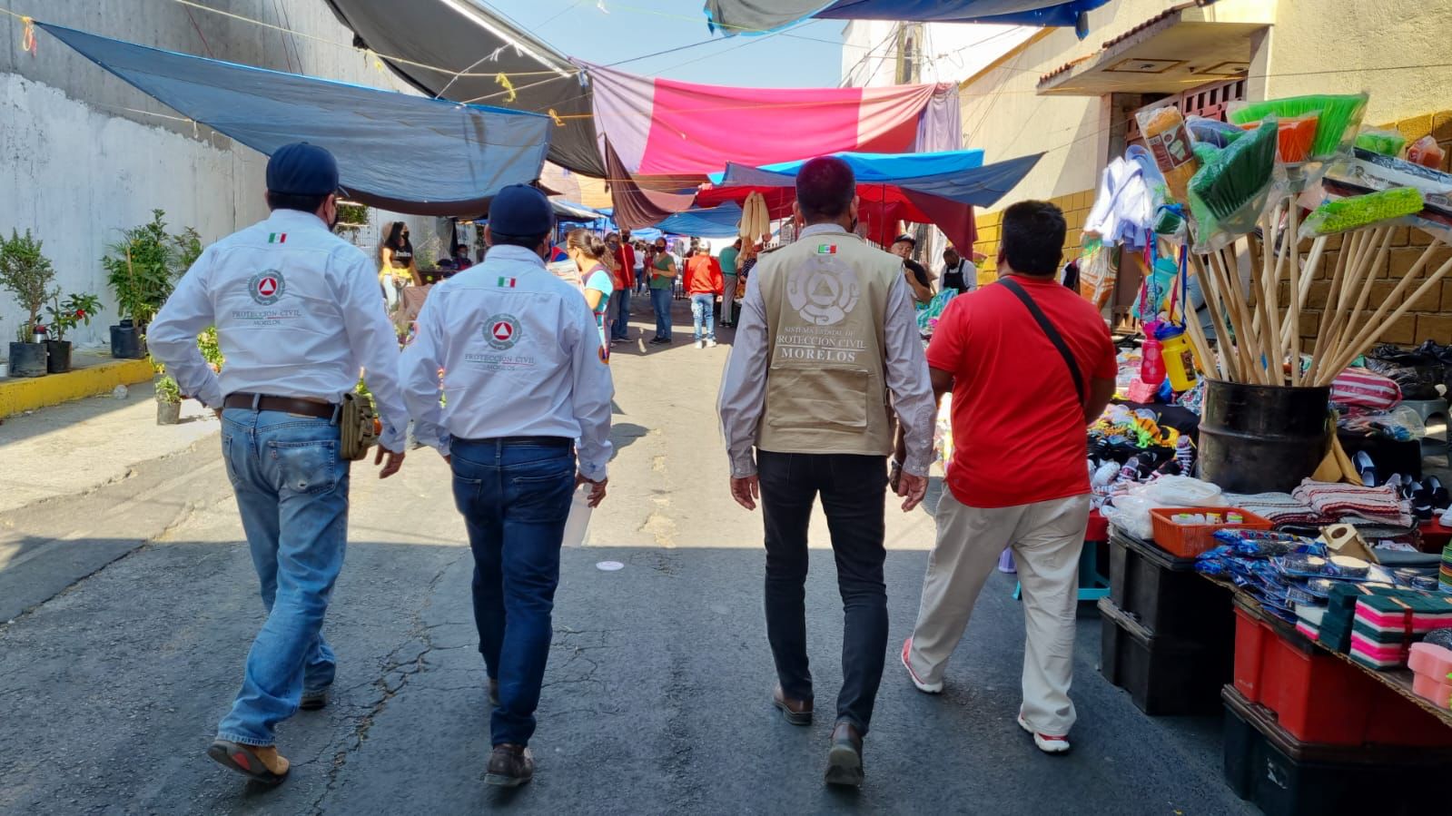 Supervisan que tianguis y supermercados cumplan medidas contra la COVID-19 en Morelos