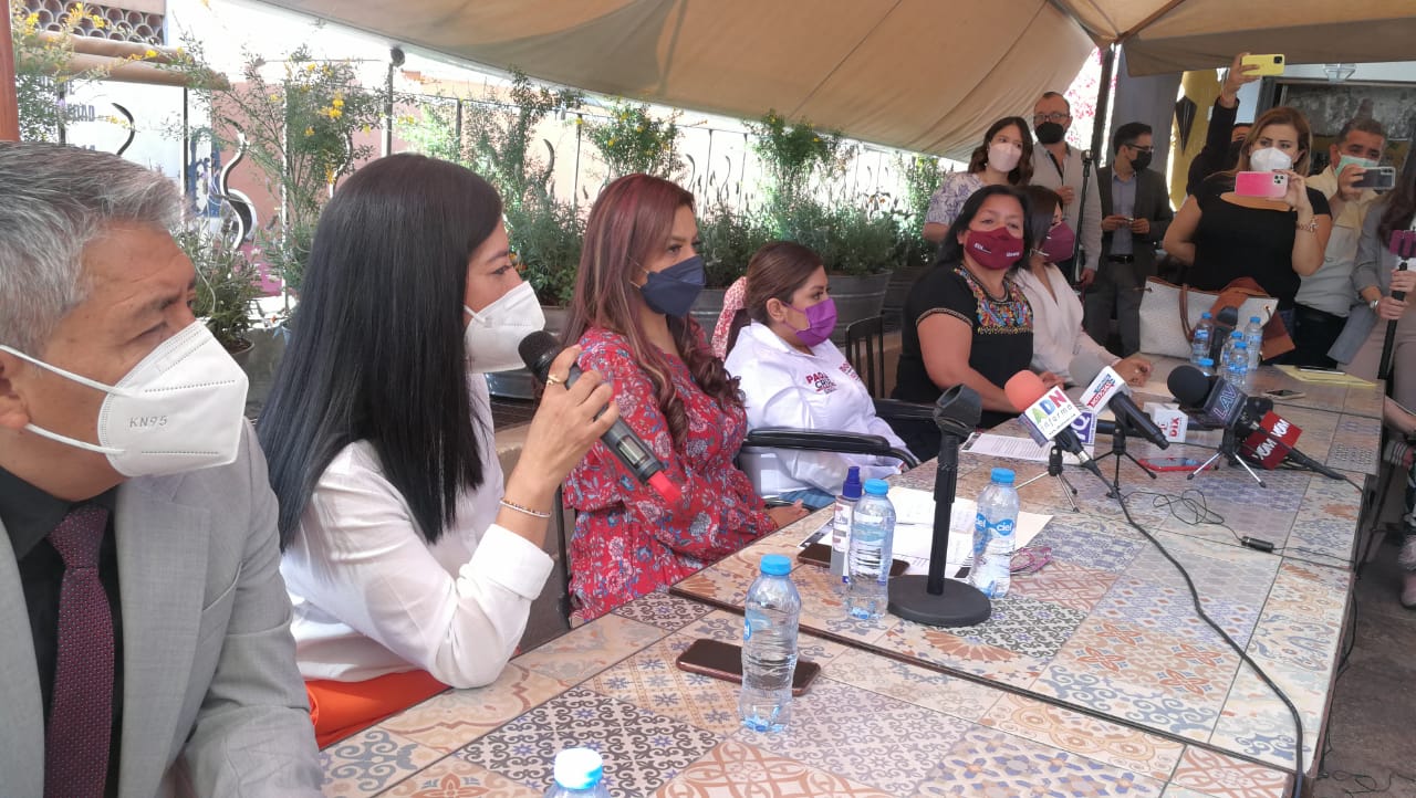 Amagan diputadas con huelga en el Congreso de Morelos