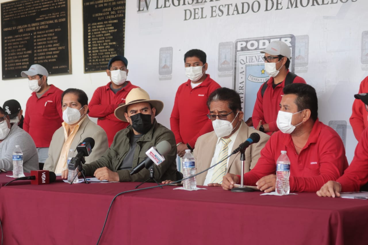 Instalan mesa de atención a trabajadores despedidos de Nissan CIVAC
