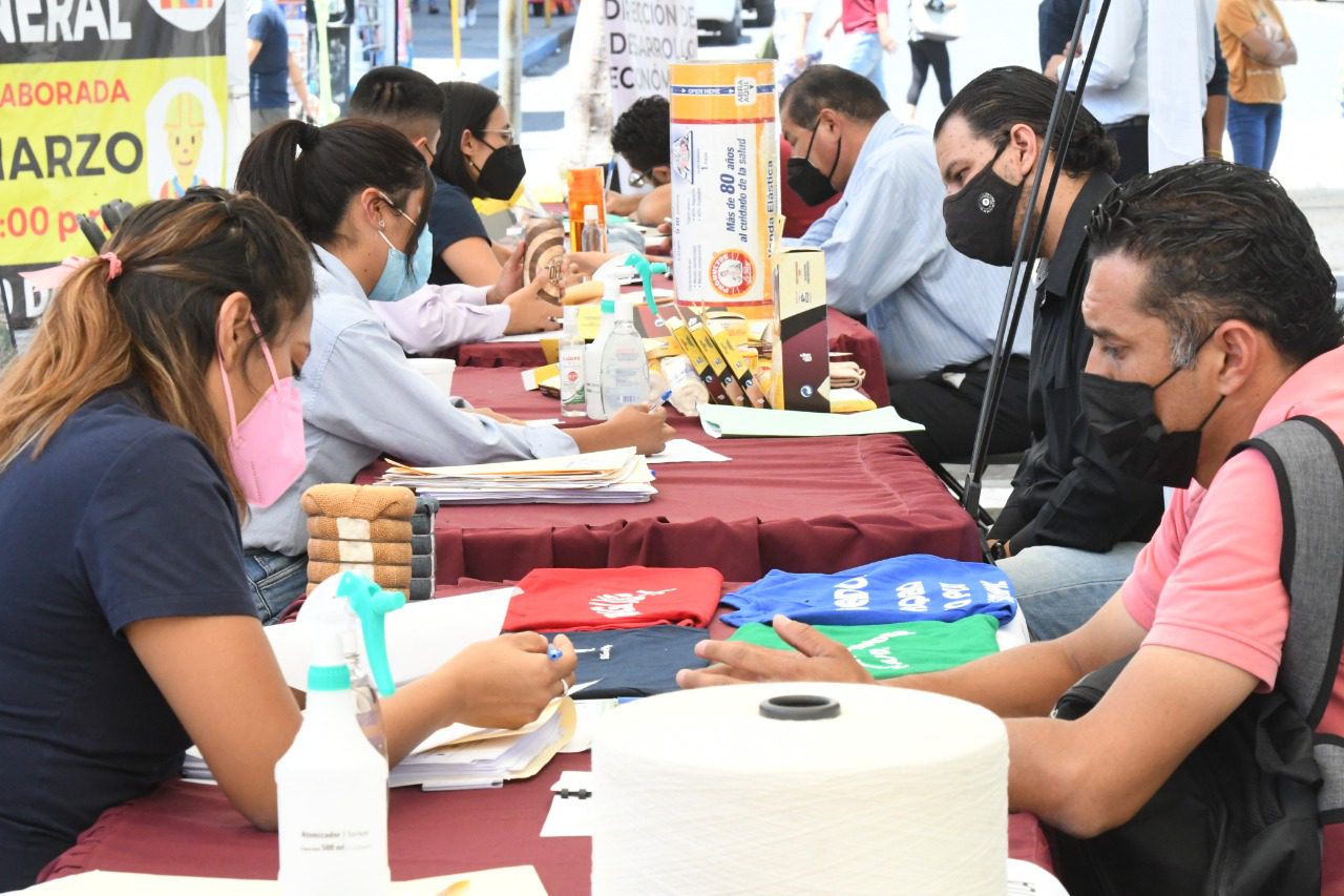 Gobierno de Cuautla fomenta economía familiar a través de la oferta laboral