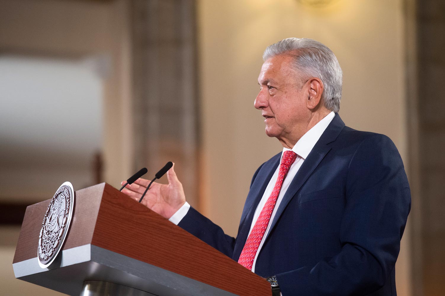 AMLO propone sustituir al INE por el Instituto Nacional de Elecciones y Consultas (INEC)