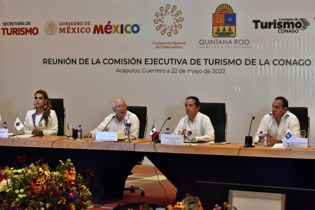 Asiste Cuauhtémoc Blanco a reunión de turismo de la Conago