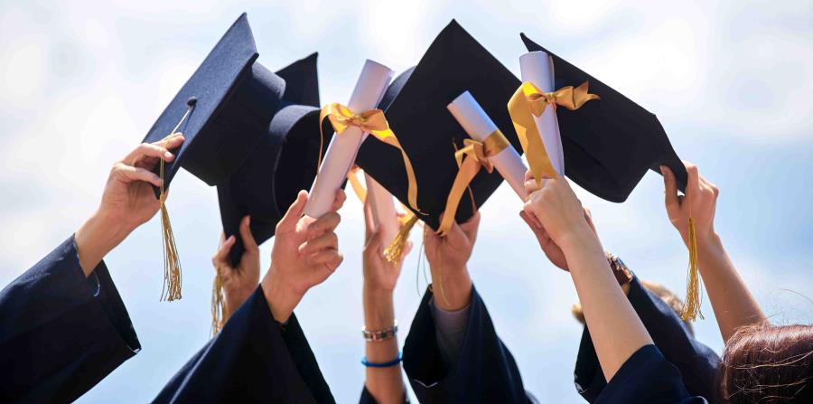 Regresan las graduaciones presenciales a la UAEM