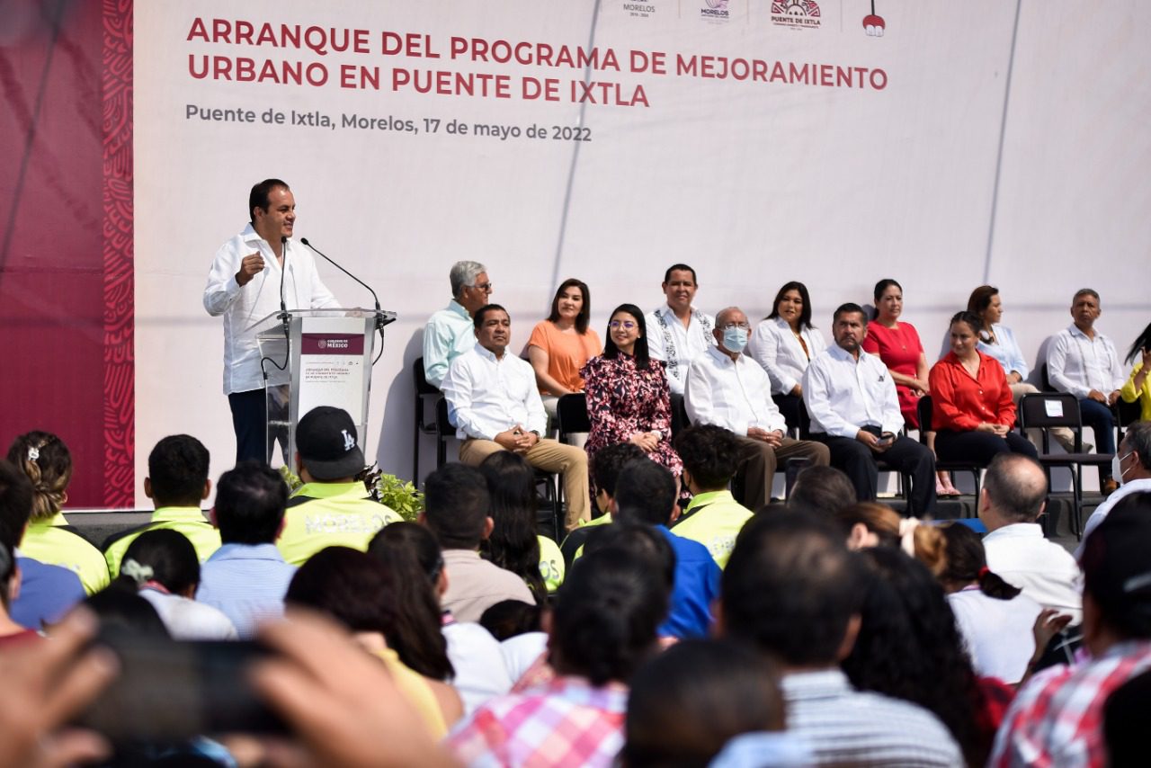 Inicia Cuauhtémoc Blanco obras en Puente de Ixtla