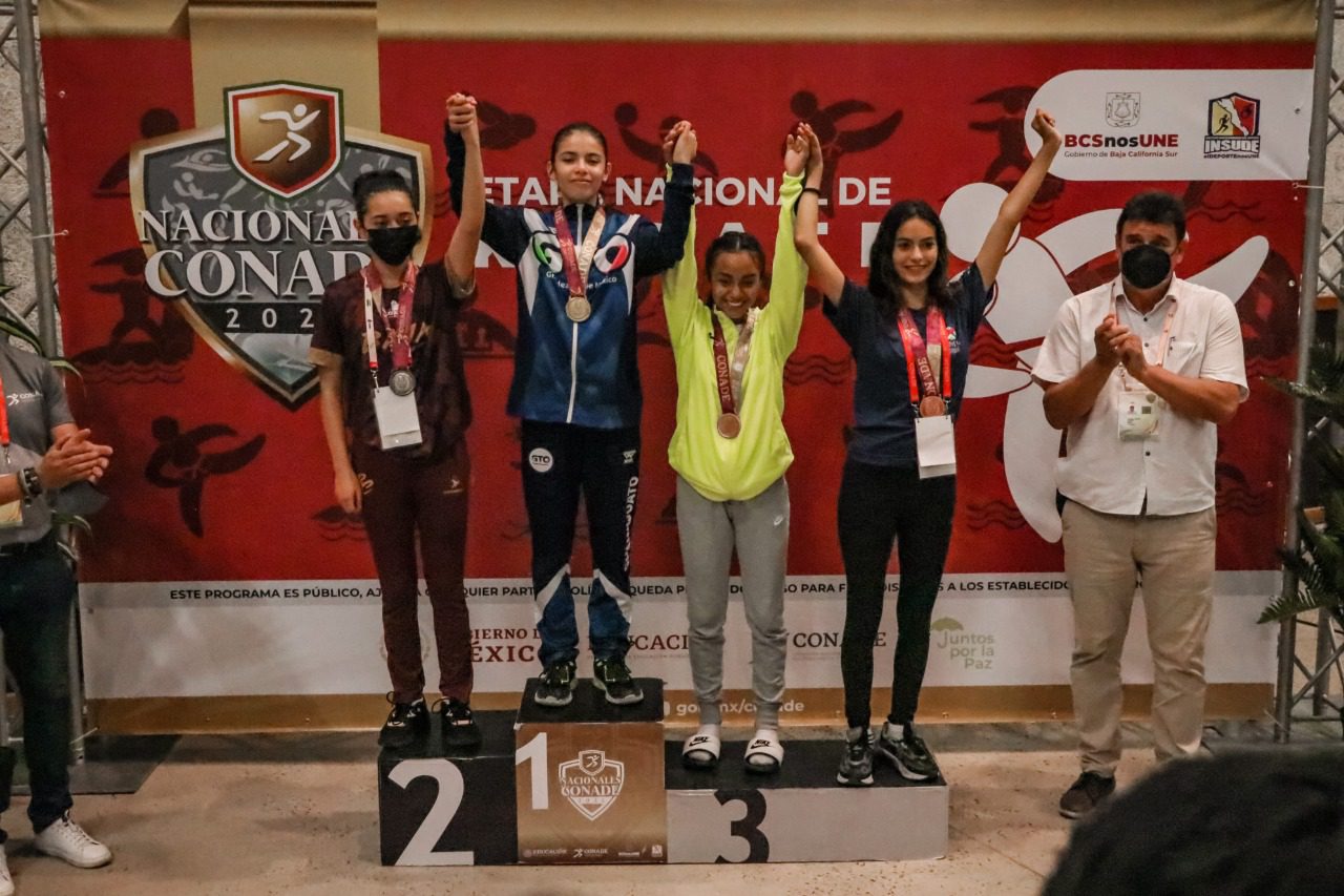 Karatecas morelenses ganan dos medallas de oro en los Juegos Conade 2022