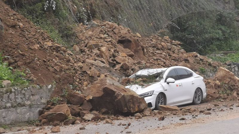 [VIDEO] Terremoto de 6.1 grados sacudió a China, se reportan varios muertos