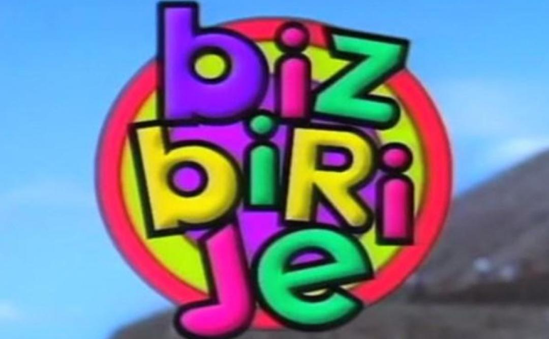 ¿Te quedaste esperando tu credencial de reportero de Bizbirije? Esta es la razón