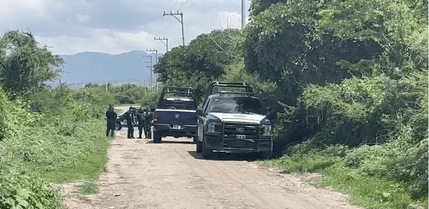 Hallan cadáver en descomposición en Temixco