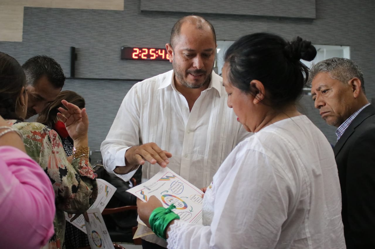 Diputados presentan cuatro iniciativas a favor de la comunidad LGBTTTIQ+