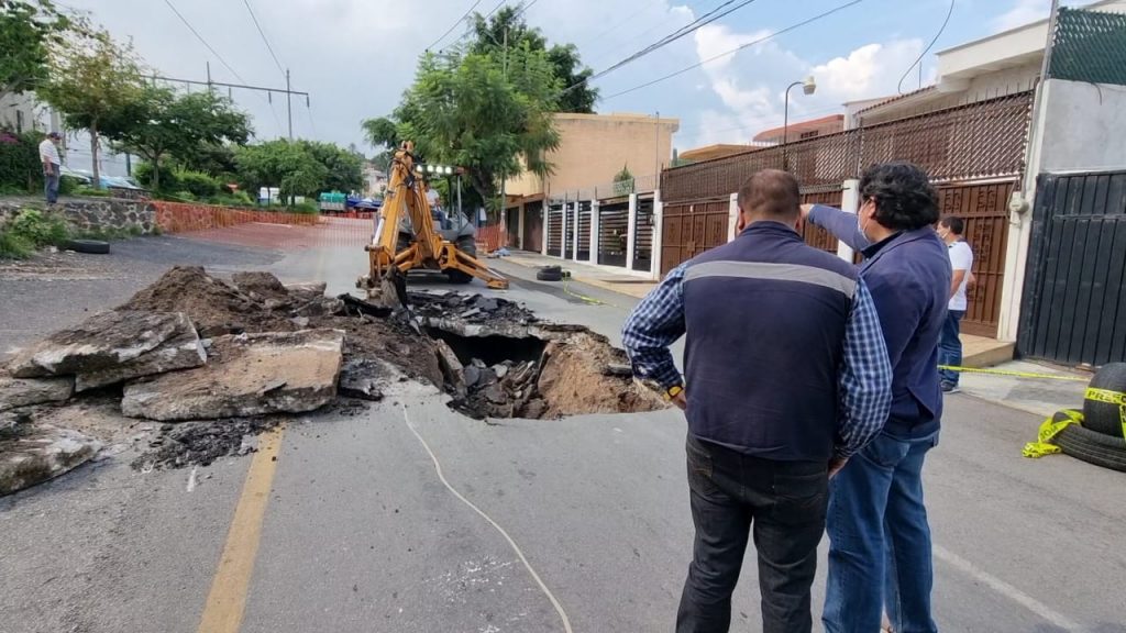 Concluyó la reparación del socavón en Av. Teopanzolco en menos de 48 horas