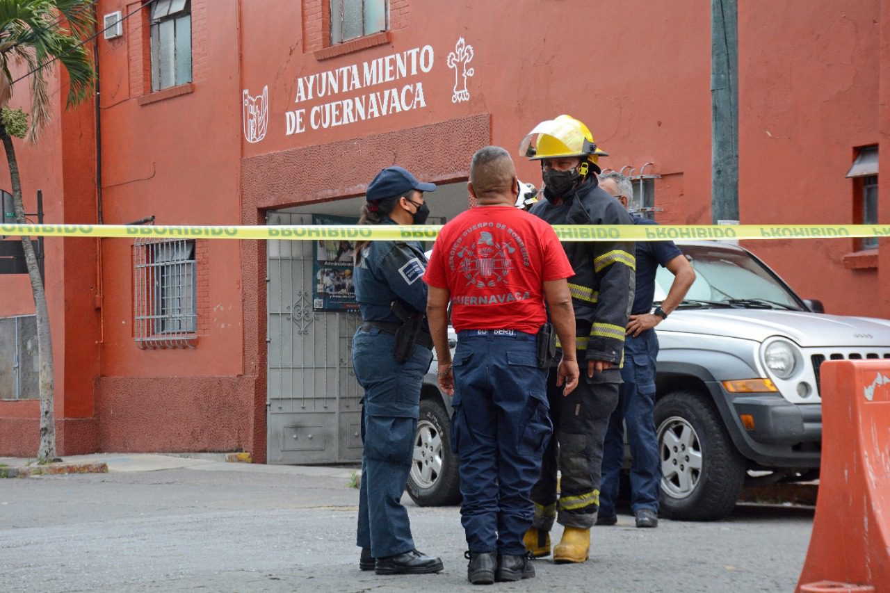 FALSA amenaza de bomba en el Ayuntamiento de Cuernavaca