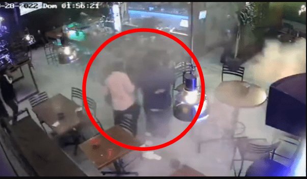[VIDEO] Revelan video de ataque armado en un bar de Chihuahua