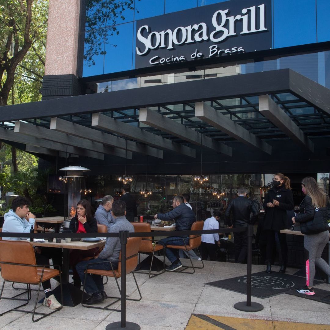“SÍ HAY RACISMO” señaló exempleada del restaurante Sonora Grill