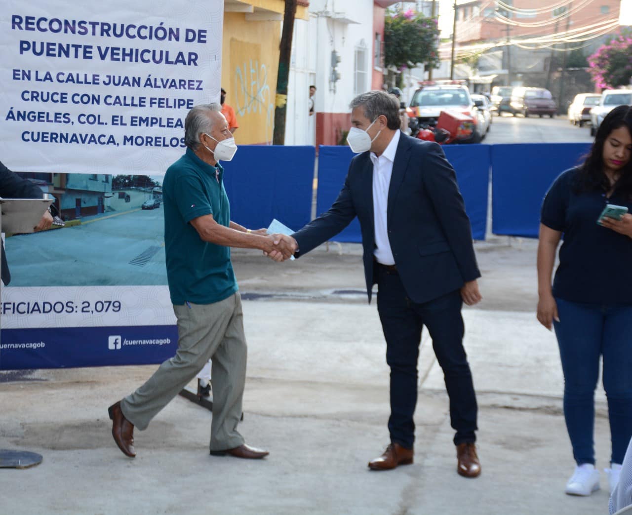 Entrega Ayuntamiento de Cuernavaca obra de puente vehicular en colonia el Empleado