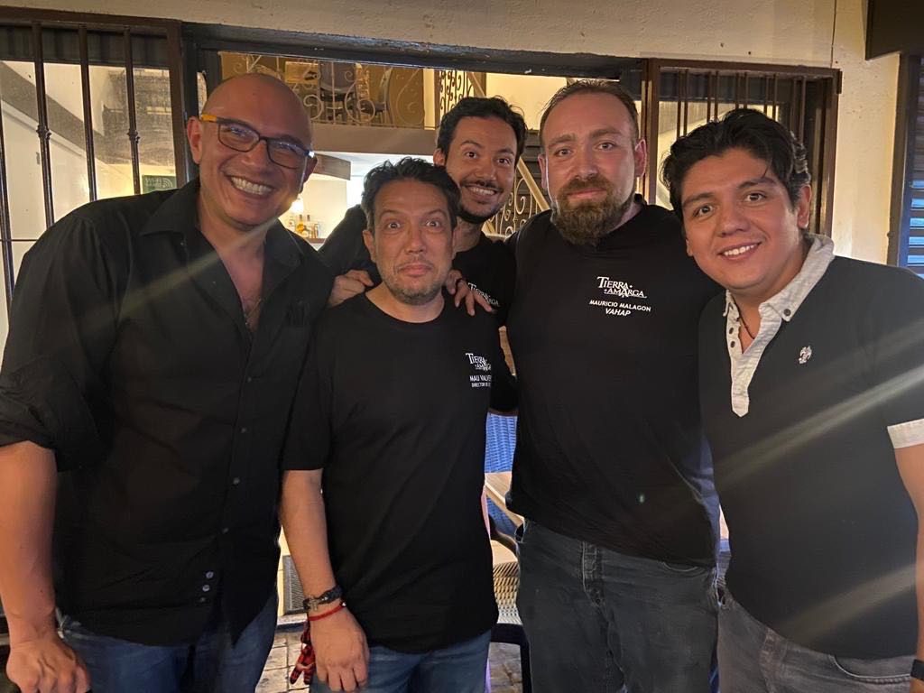 Doblaje de novela turca “Tierra Amarga” a cargo de talento morelense