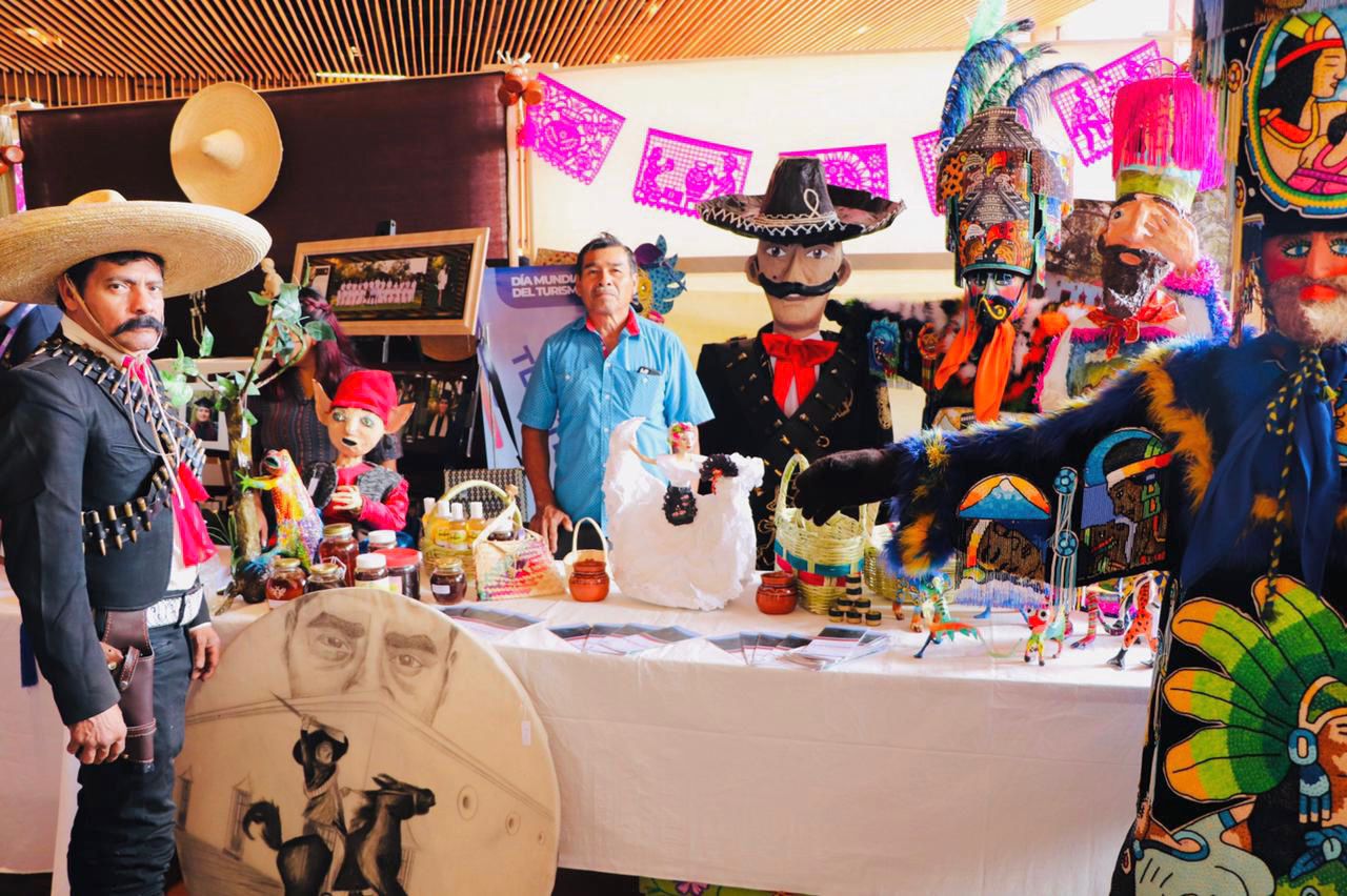 Tlaltizapán presente en conmemoración del Día Mundial del Turismo