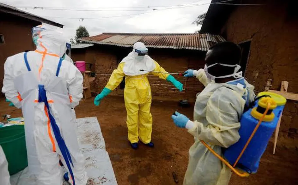 Uganda queda en confinamiento tras contagios de Ébola