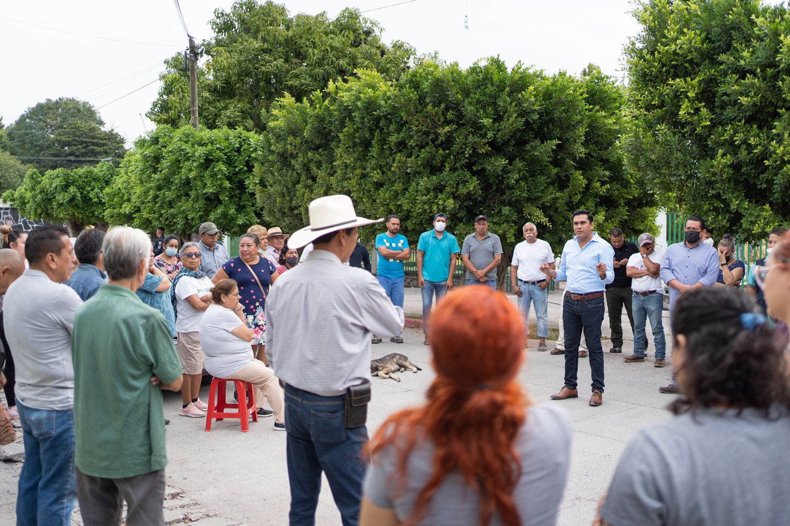 Dialoga Gabriel Moreno Bruno con inconformes por obras en Tlaltizapán